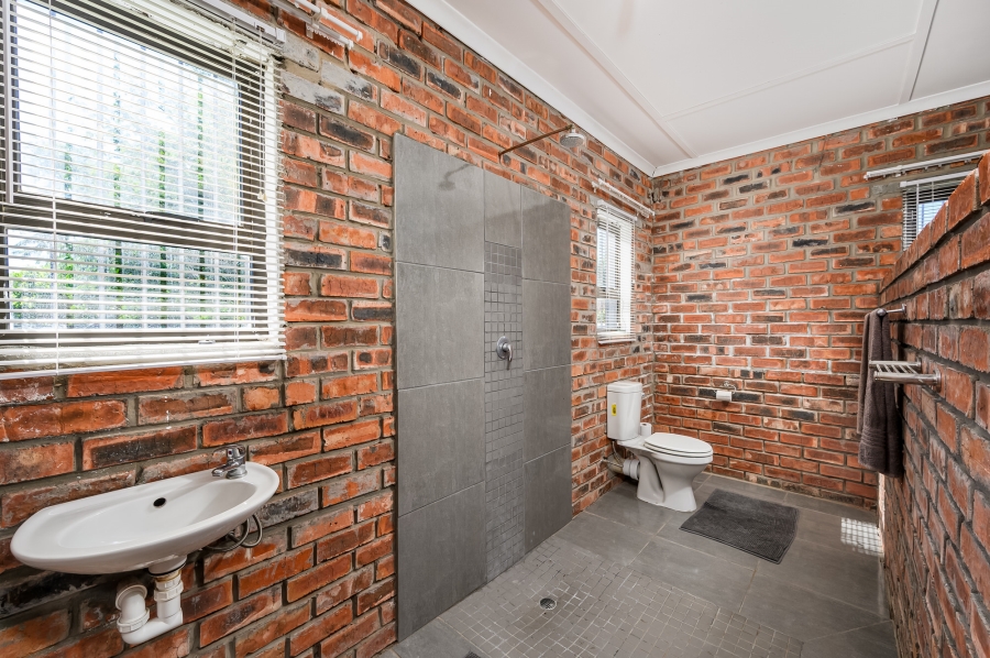 4 Bedroom Property for Sale in Cannonville Eastern Cape